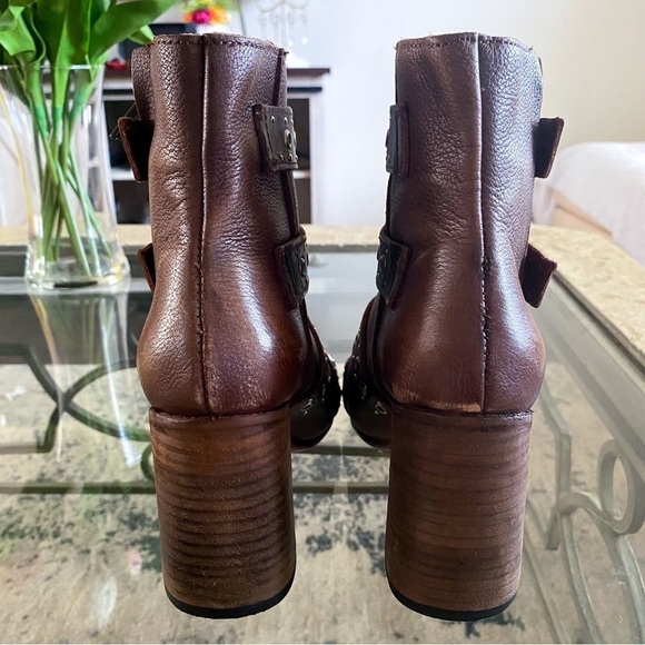 Freebird Boot Joust Ankle Buckle Studded Leather Heeled Boho Brown 6 GUC - Picture 8 of 8